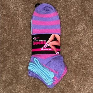 WOMEN’S NO SHOW SOCKS